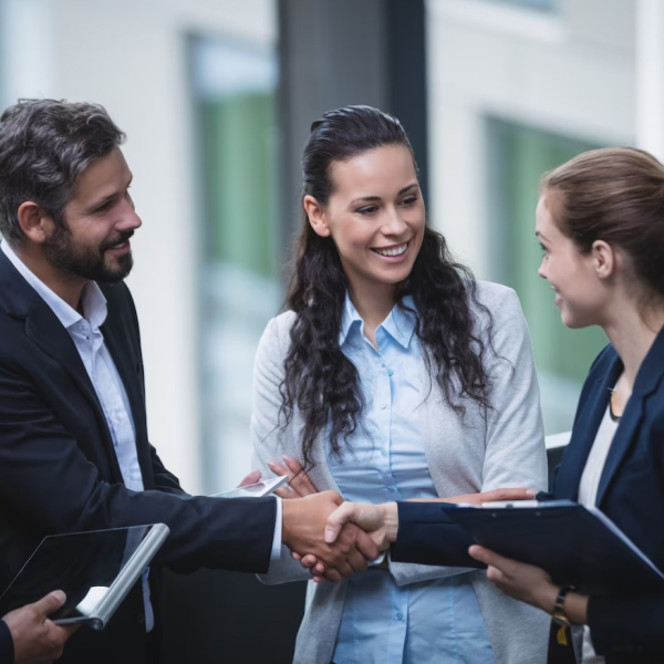 Як покращити або побудувати клієнтський сервіс за допомогою CRM-систем